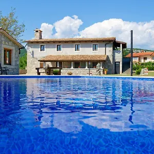 Ferienhaus Holiday Eda, Buzet